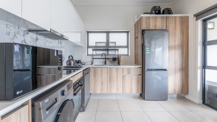 2 Bedroom Property for Sale in Sandown Western Cape